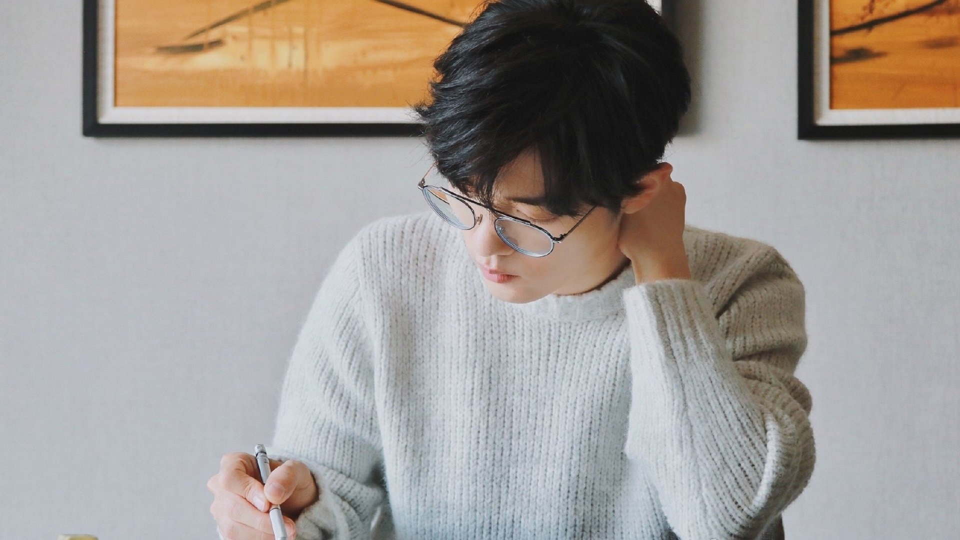 新西兰全黑队再度登顶，橄榄球冠军锦标赛成其传统舞台，新西兰橄榄球队服