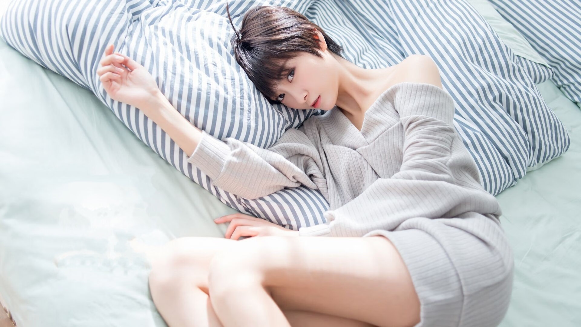 西班牙青年队在欧洲赛场表现抢眼，未来可期